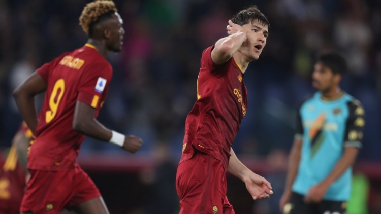 Shomurodov e il calciomercato della Roma