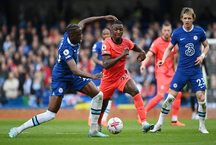 Denis Zakaria con la maglia del Chelsea - Foto ANSA - Ilromanista.it