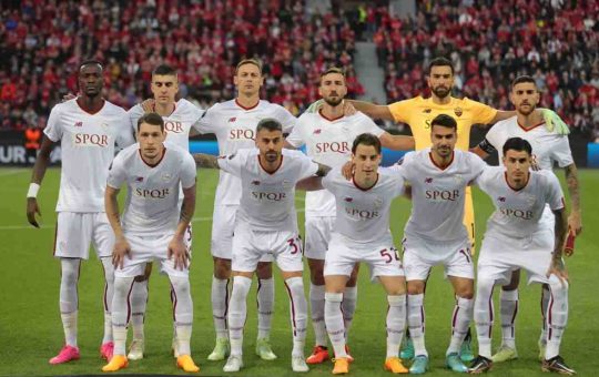 La Roma in una partita recente - Foto ANSA - Ilromanista.it