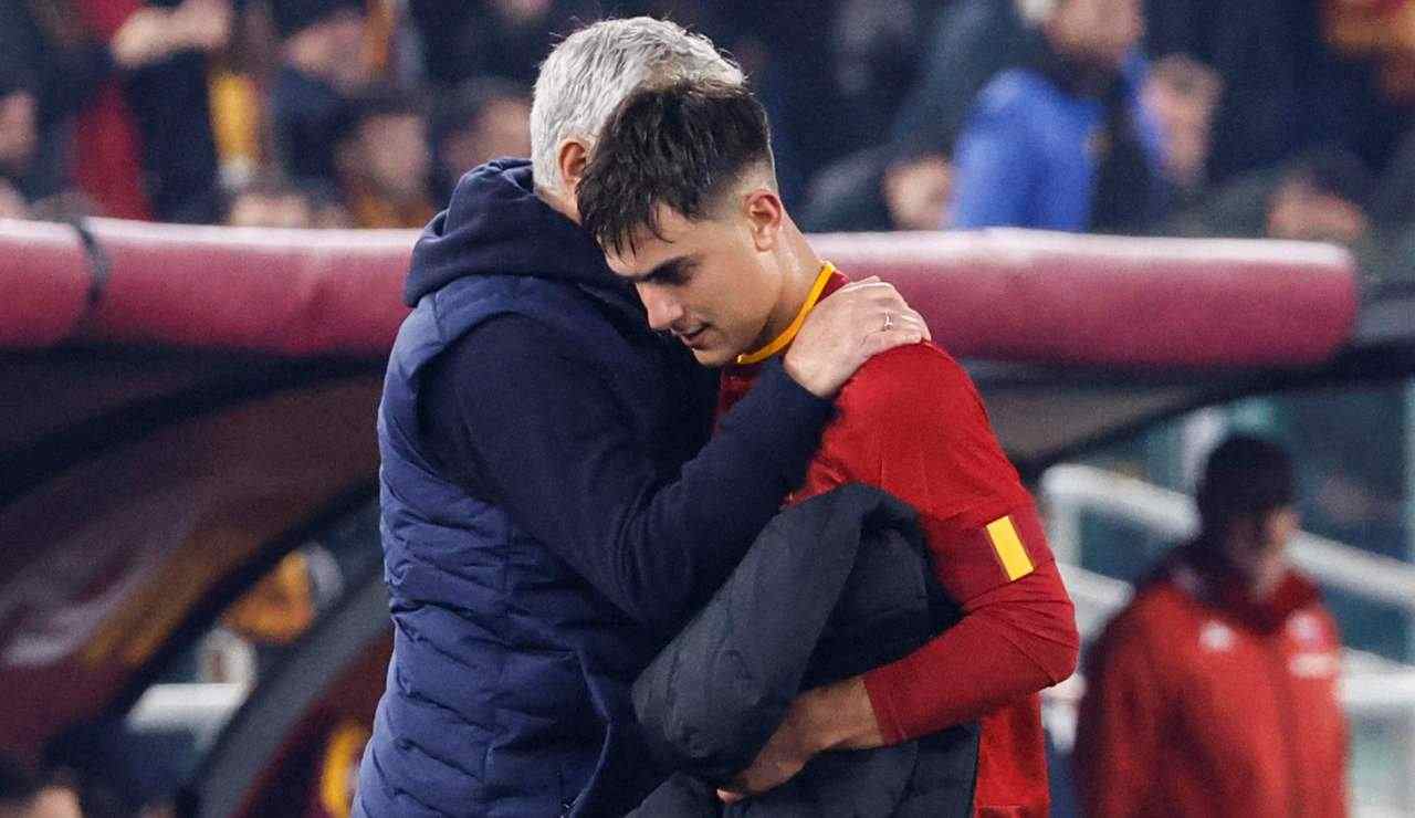 Dybala e Mourinho - Foto ANSA - Ilromanista.it