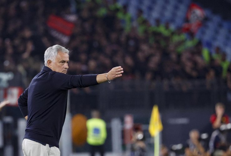 Josè Mourinho allo stadio Olimpico - Foto ANSA - Ilromanista.it