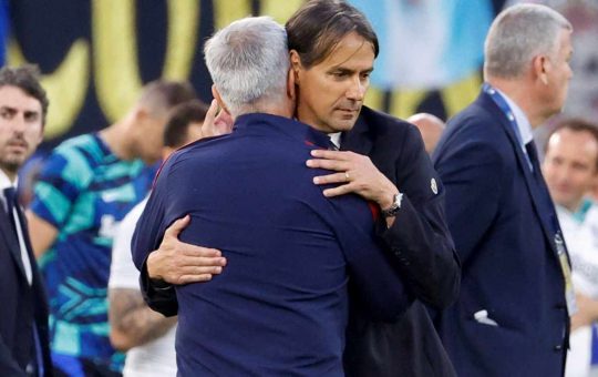 Josè Mourinho e Simone Inzaghi - Foto ANSA - Ilromanista.it