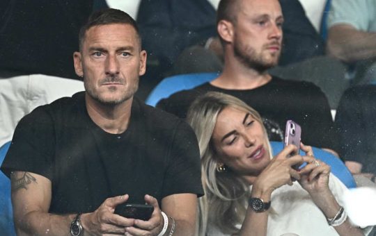 Francesco Totti e Noemi - Foto ANSA - Ilromanista.it