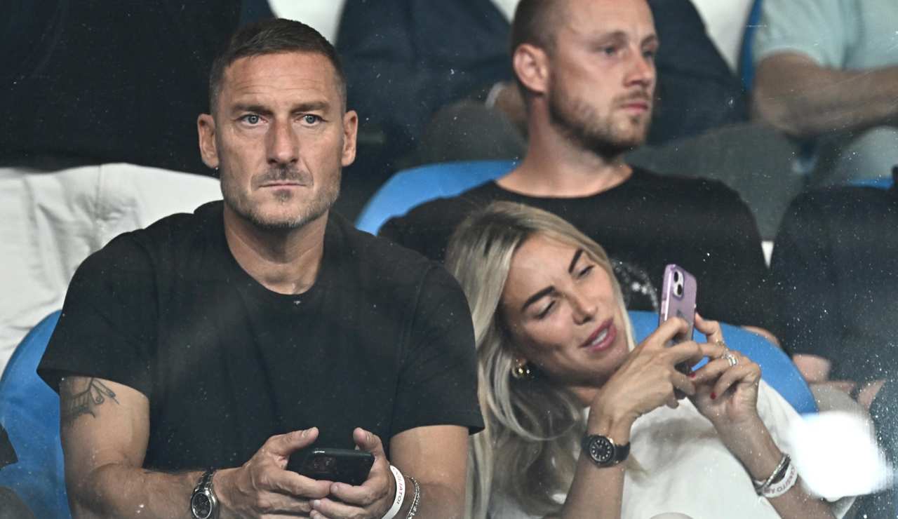 Francesco Totti e Noemi - Foto ANSA - Ilromanista.it