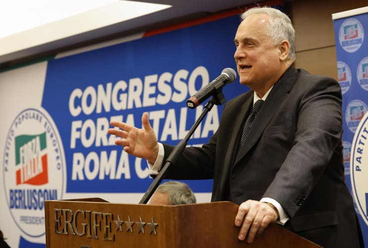 Claudio Lotito al Congresso di Forza Italia - Foto ANSA - Ilromanista.it