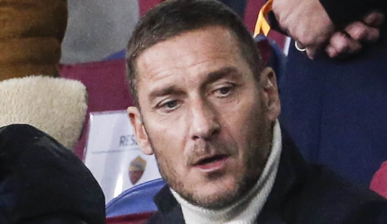 Francesco Totti in tribuna - Foto ANSA - Ilromanista.it
