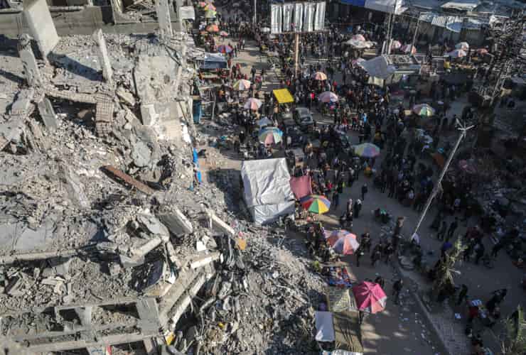 Gaza durante il primo giorno del Ramadam - Foto ANSA - Ilromanista.it