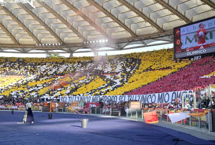 La coreografia della curva della Roma in occasione del derby - Foto Lapresse - Ilromanista.it