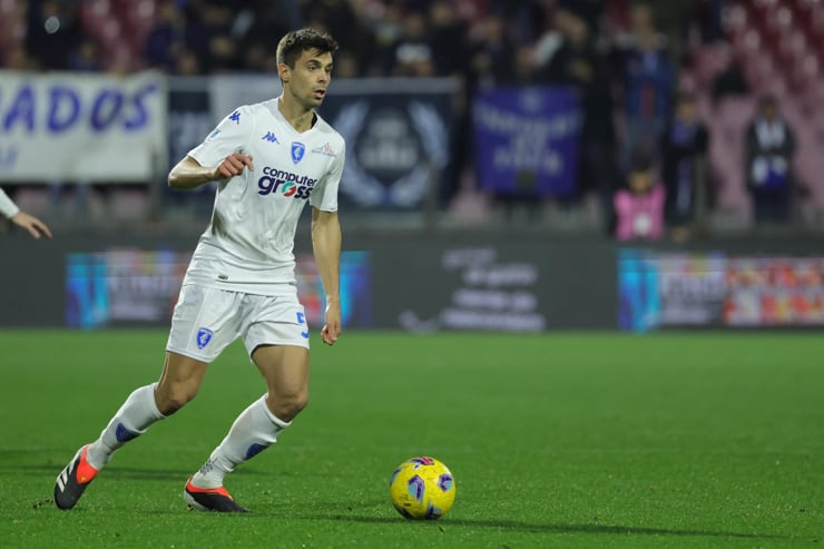 Alberto Grassi in campo con la maglia dell'Empoli - Foto Lapresse - Ilromanista.it