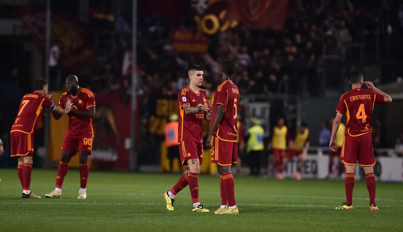 I giocatori della Roma durante una recente partita di Serie A - Foto ANSA - Ilromanista.it