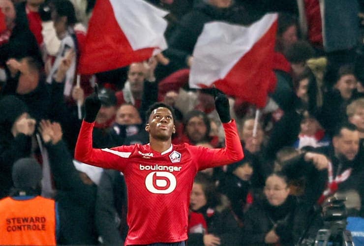 Jonathan David festeggia una rete segnata con la maglia del Lille - Foto ANSA - Ilromanista.it