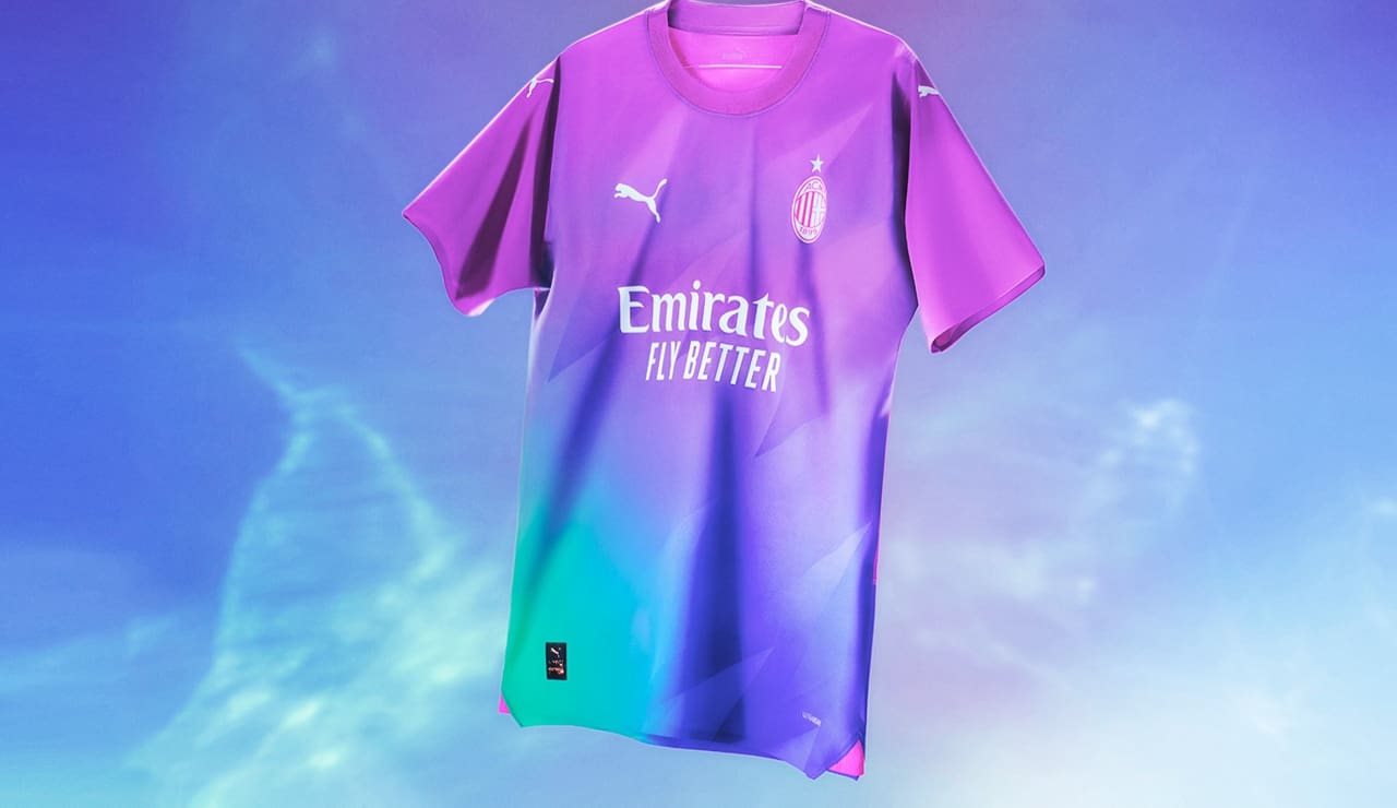 La terza maglia del Milan - Foto dal profilo Facebook del club - Ilromanista.it