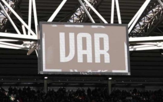 Il VAR verrà abolito