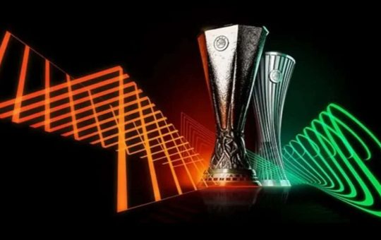 Il trofeo dell’Europa League – Foto dalla pagina Facebook della competizione – Ilromanista.it