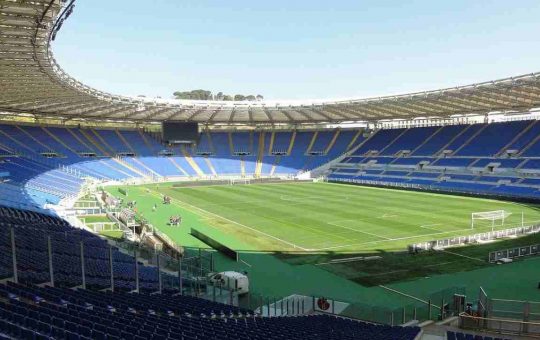 Squadra e società si rifiutano di scendere in campo