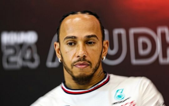 Hamilton è sempre più in crisi