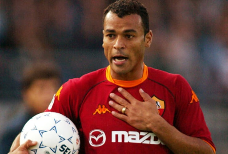 Cafu in campo con la maglia della Roma - Foto Lapresse - Ilromanista.it