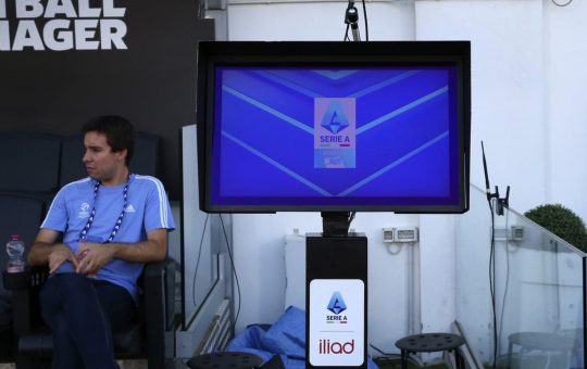 Il monitor del Var - Foto Lapresse - Ilromanista.it