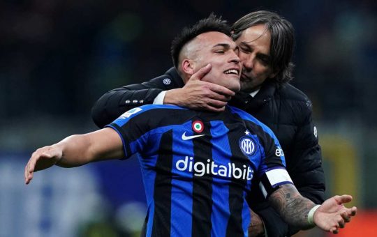 Tegola a poche ore dalla grande sfida