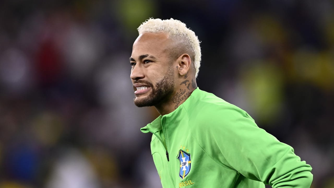 Neymar con la maglia del Brasile - Foto Lapresse - Ilromanista.it