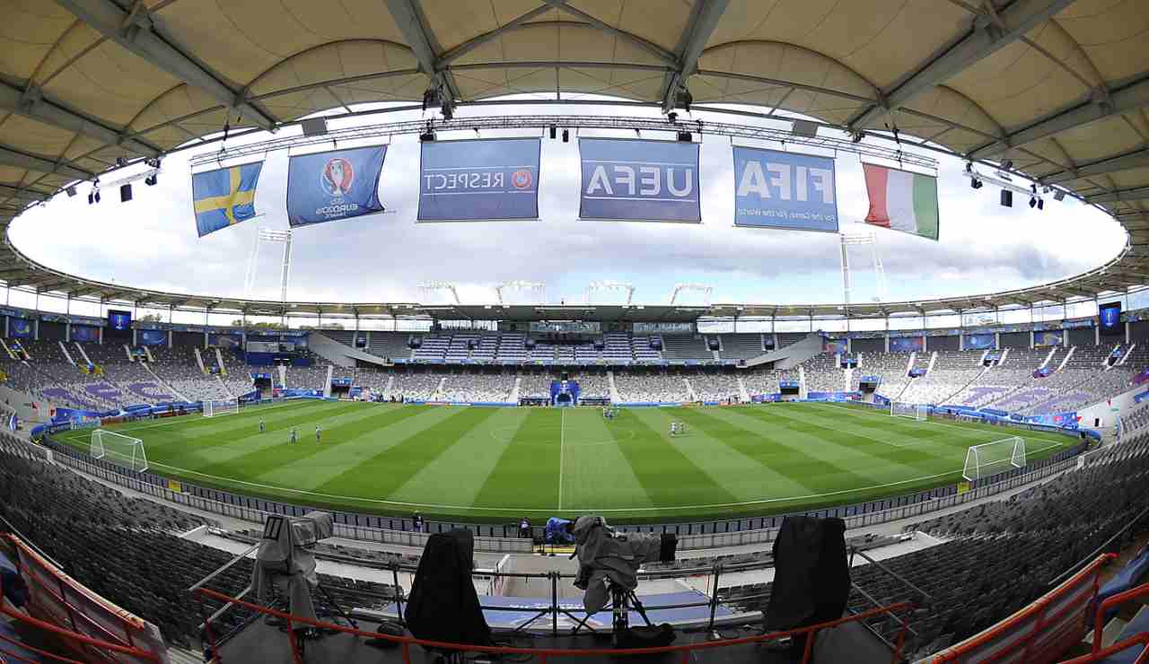 Uno stadio di calcio prima di una competizione FIFA - Lapresse - Ilromanista.it