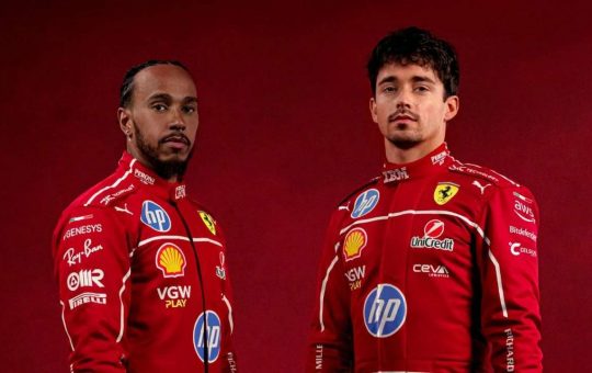 Volano stracci tra Hamilton e Leclerc