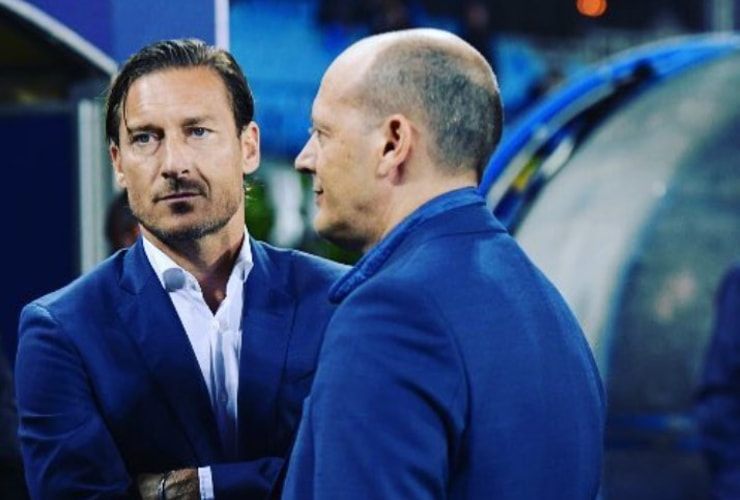 Francesco Totti e Mauro Baldissoni - Foto Lapresse - Ilromanista.it