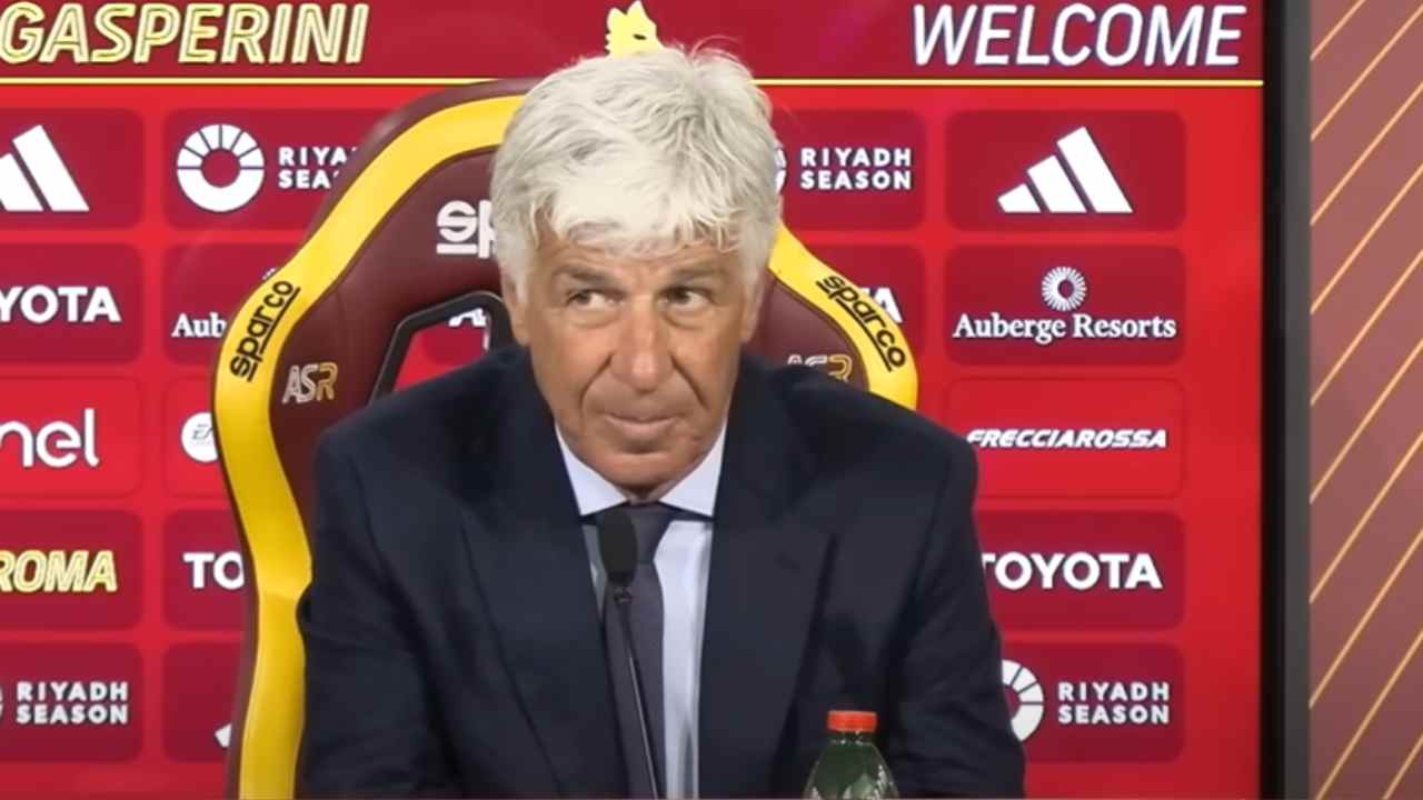 Viene invitato a fare le valigie