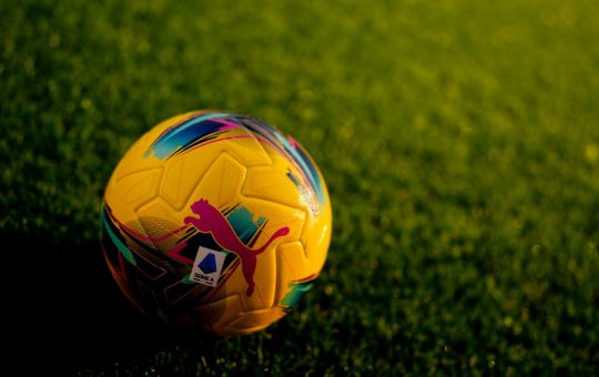 Il pallone da calcio della Serie A - Lapresse - Ilromanista.it