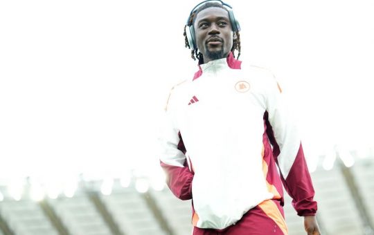 Manu Koné in conferenza stampa con la Francia: "Giocheremo in Europa e siamo orgogliosi. Collettivamente abbiamo fatto molta strada"