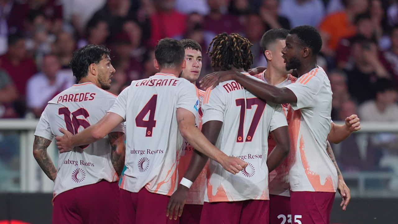 La Roma festeggia una rete - Foto Lapresse - Ilromanista.it