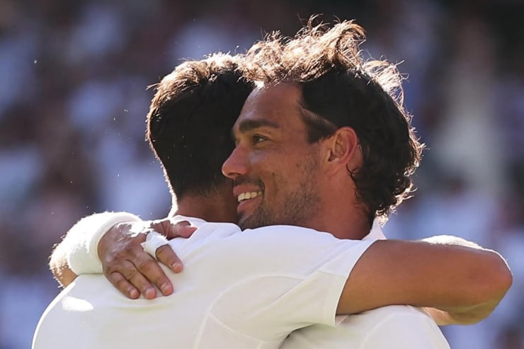 Carlos Alcaraz e Fabio Fognini a Wimbledon - Foto dal suo profilo Instagram - Ilromanista.it