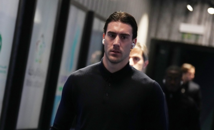 Milan su Vlahovic 