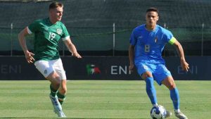 Calciomercato Roma, Ferguson atteso alle 19:55 all'aeroporto: riscatto fissato a 40 milioni