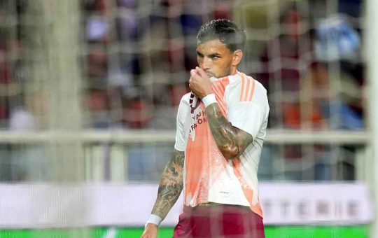 Paredes, lettera d'addio alla Roma: "È il momento di tornare a casa. Vi porterò sempre nel cuore"