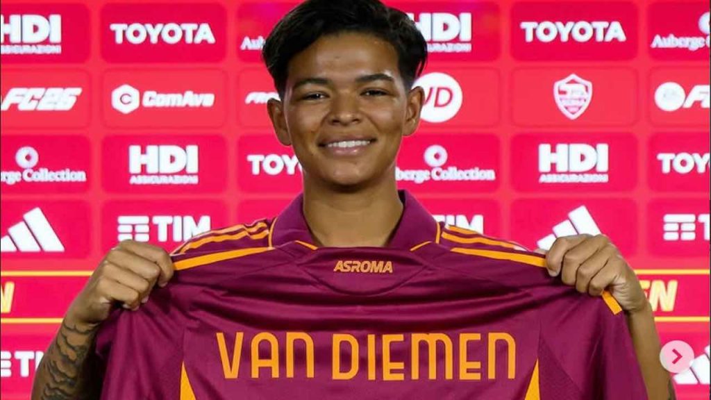 Femminile, ufficiale l'acquisto di Van Diemen: l'ex Ajax presentata a Trigoria