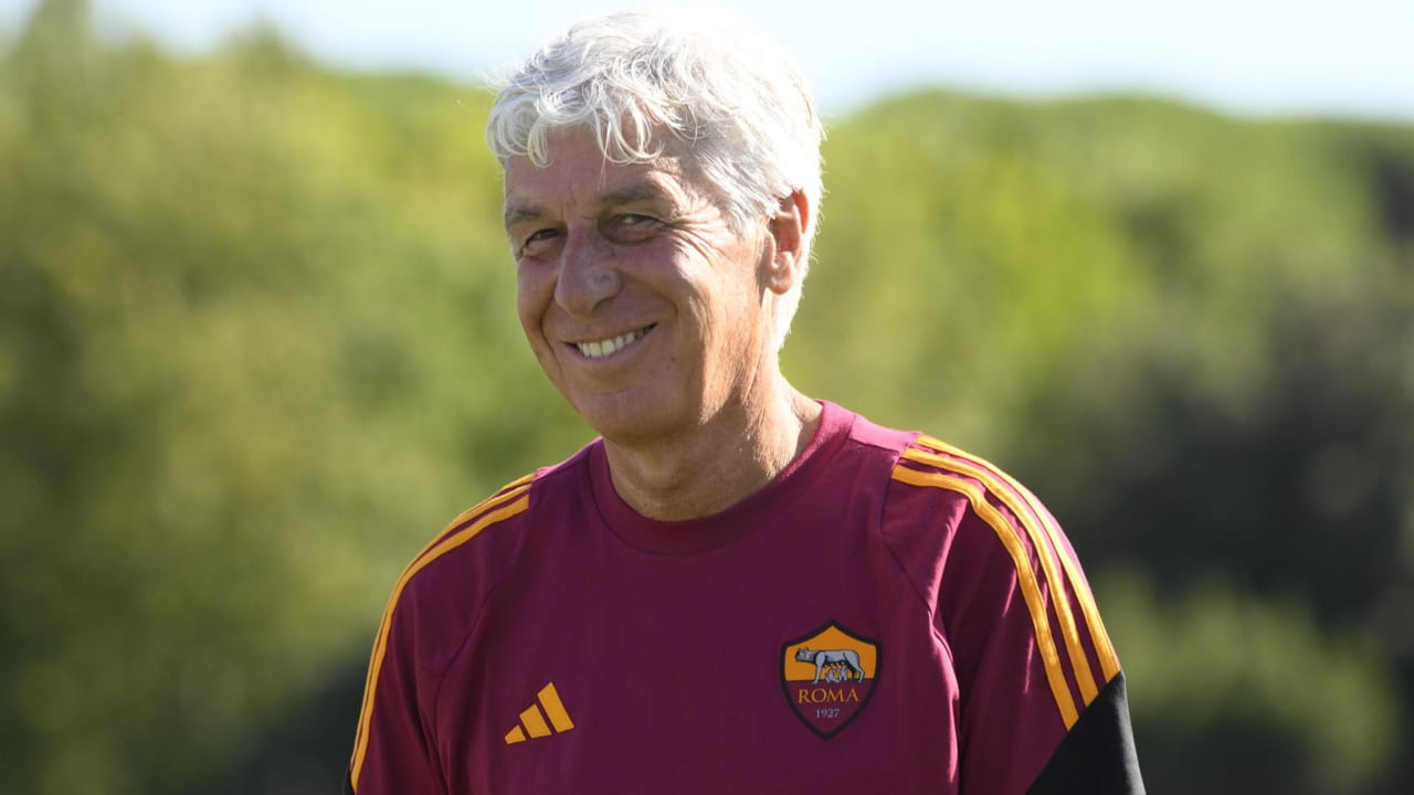 Gian Piero Gasperini sorridente - Foto Lapresse - Ilromanista.it