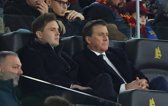 I Friedkin osservano la squadra allo stadio - Facebook - Ilromanista.it