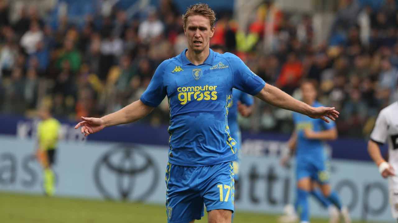Calciomercato Roma, Solbakken ceduto a titolo definitivo: il comunicato del club