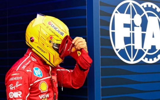 Tutta la delusione di Lewis Hamilton - Facebook - Ilromanista.it