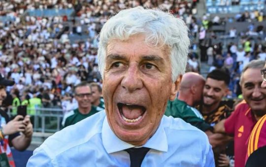 La carica di Gian Piero Gasperini - Facebook - Ilromanista.it