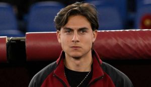 La preoccupazione sul volto di Paulo Dybala - Facebook - Ilromanista.it