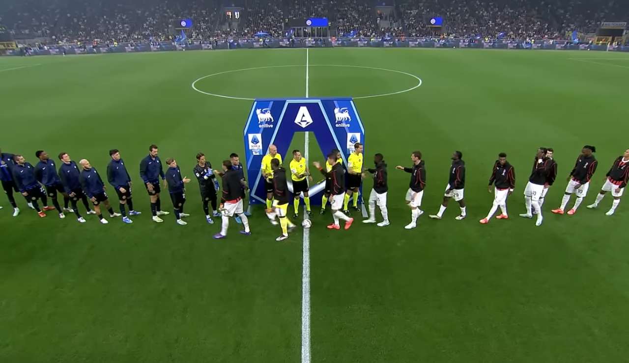 Il saluto tra i giocatori di Inter e Milan - Youtube - Ilromanista.it